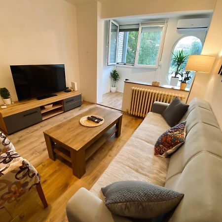 Apartman Ann II Pancevo Exterior photo